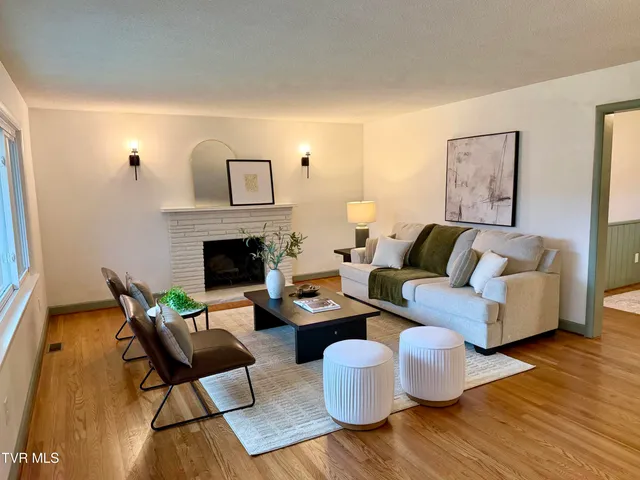 $379,850 | 290 Valley Drive, Bristol, VA 24201