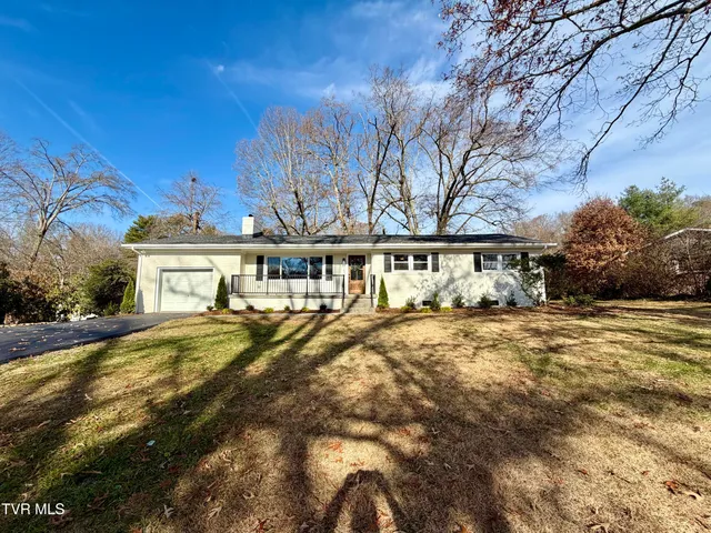 $379,850 | 290 Valley Drive, Bristol, VA 24201