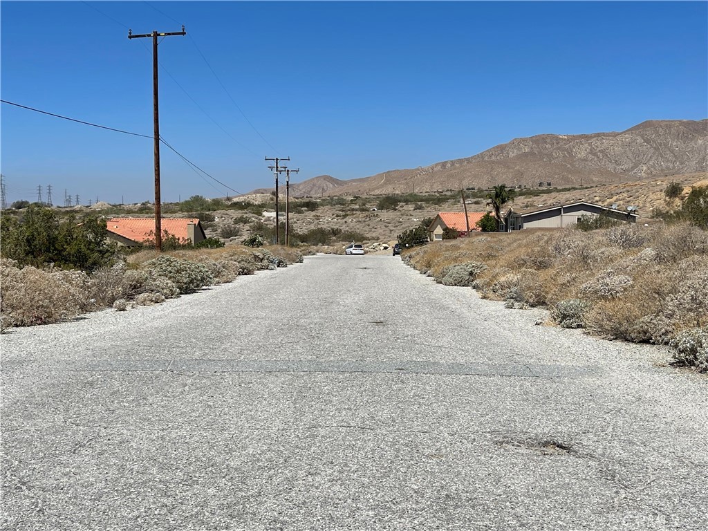 55200 Hatton Place Whitewater, CA 92282 - Photo 12 of 17 a view of a dry area with a mountain in the background