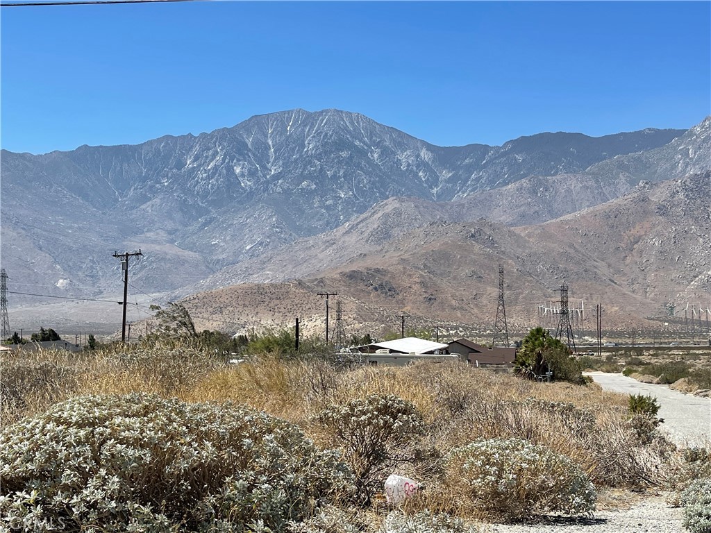 55200 Hatton Place Whitewater, CA 92282 - Photo 3 of 17 a view of a mountain in the distance