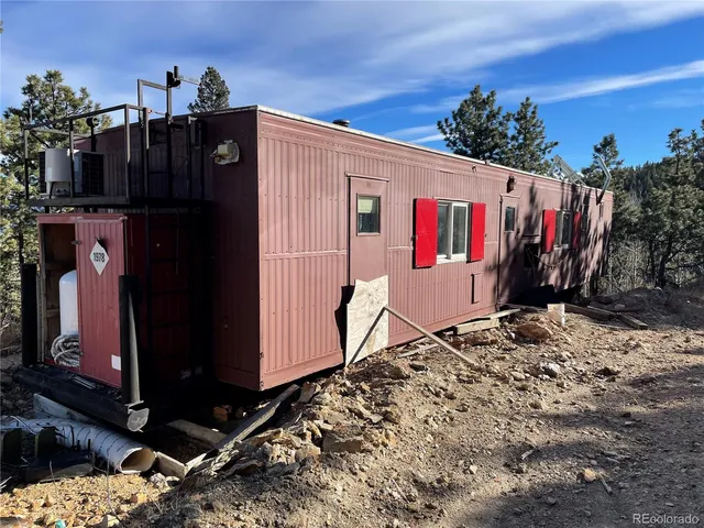 a view of a outdoor space