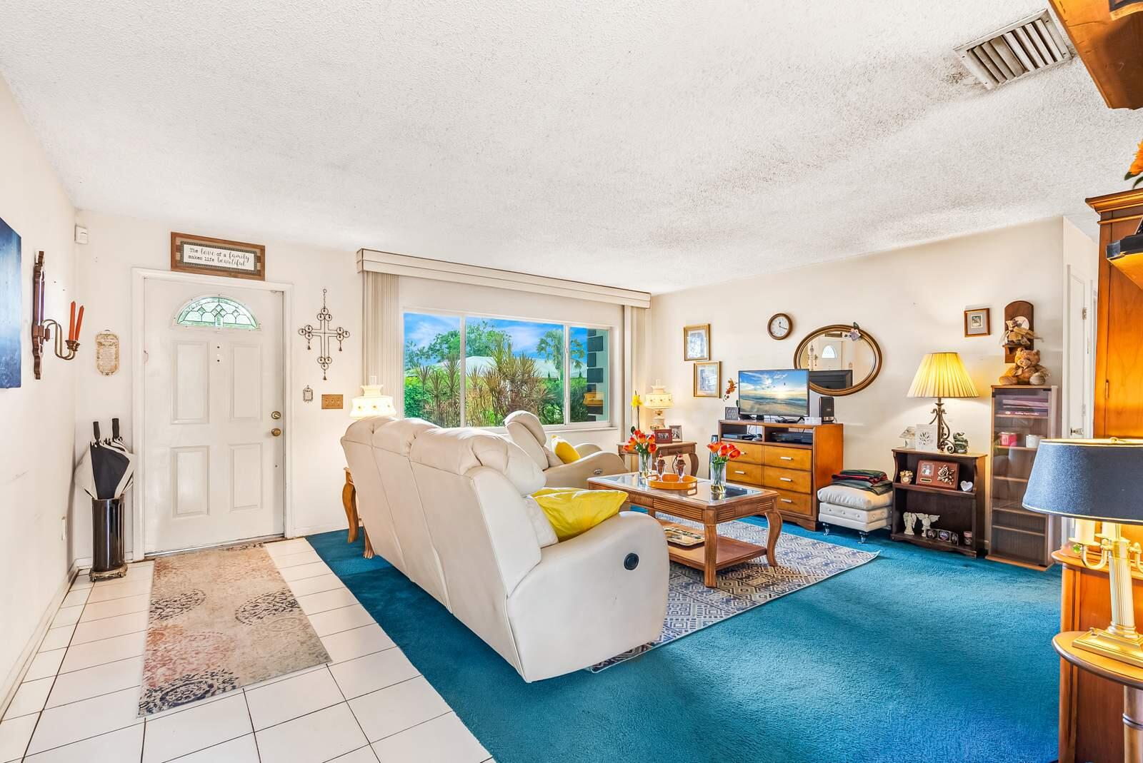 4579 Addison Street Boca Raton, FL 33428 - Photo 4 of 23 04-DSC00909