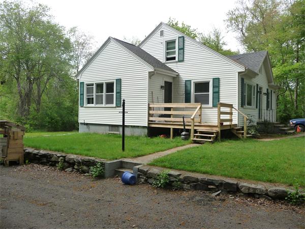 33 Baker Road East Raynham, MA 02767 - Photo 3 of 16 Gallery Image 3