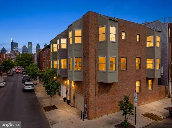 $829,000 | 931 South 18th Street, Philadelphia, PA 19146