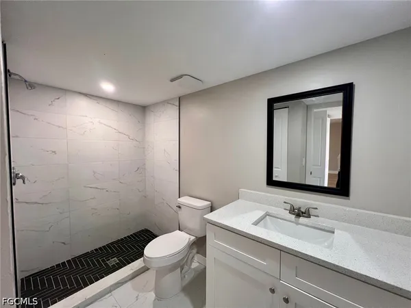 $1,700 | 4102 Southeast 19th Place, Unit 3, Cape Coral, FL 33904