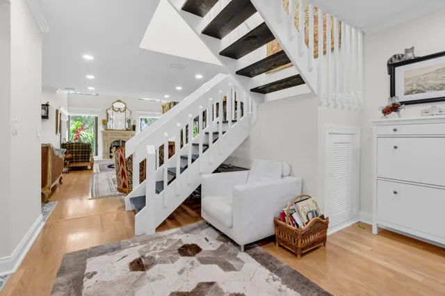 a view of entryway and hall