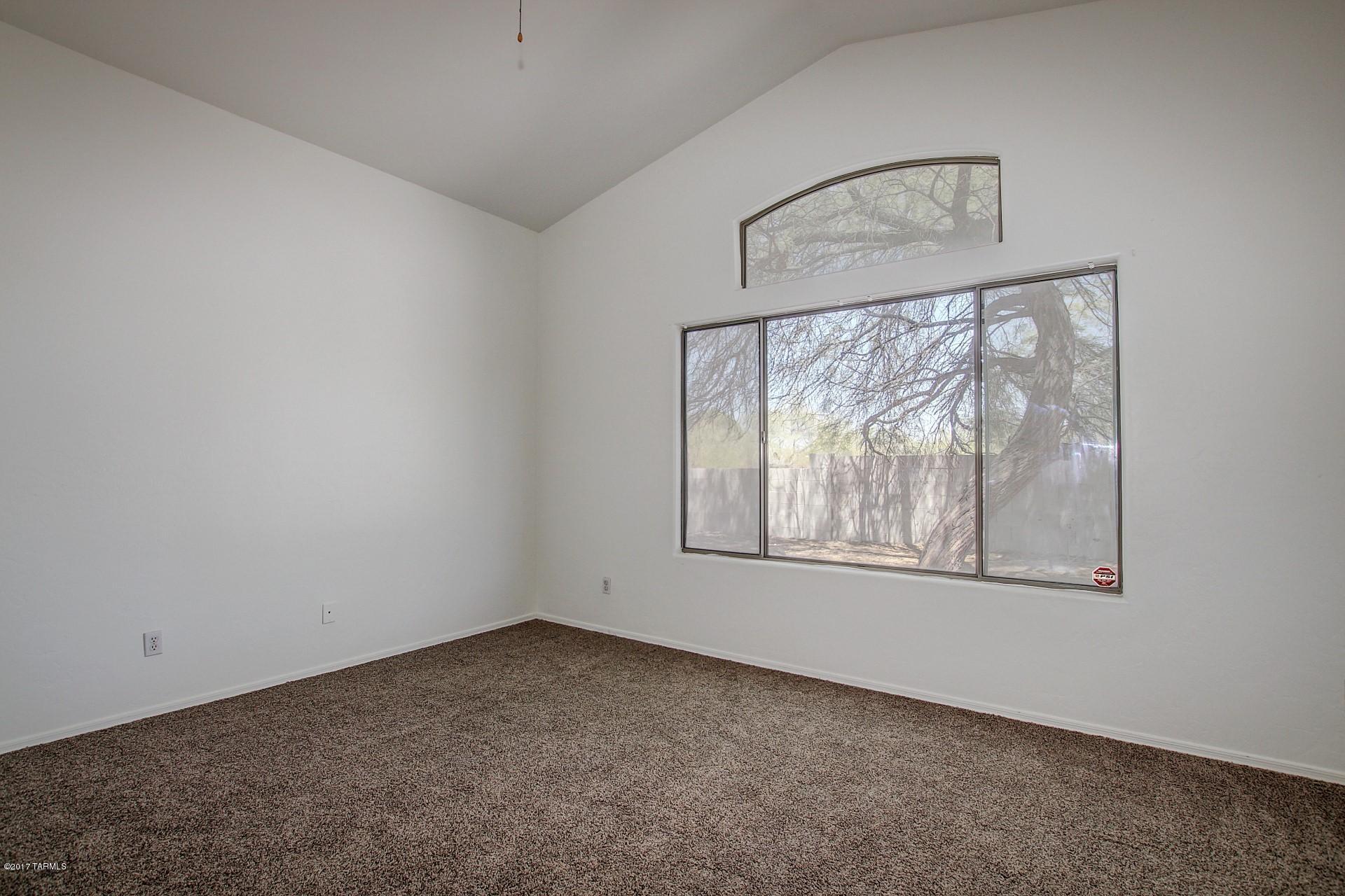 4513 South Valley Road Tucson, AZ 85714 - Photo 32 of 41
