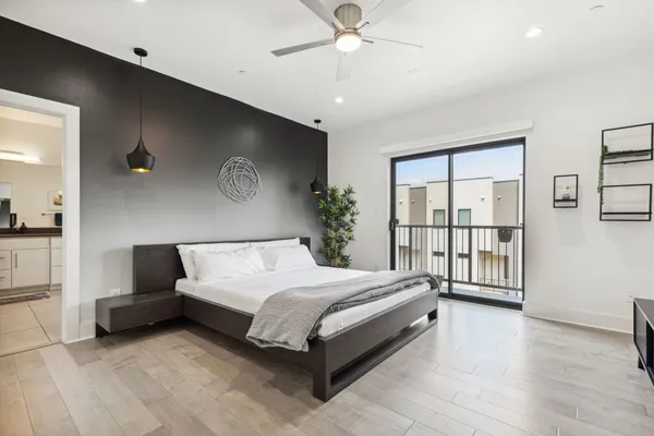 $4,500 | 422 West 9th Street, Unit 106, Dallas, TX 75208