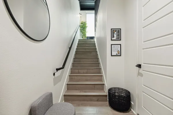 $4,500 | 422 West 9th Street, Unit 106, Dallas, TX 75208