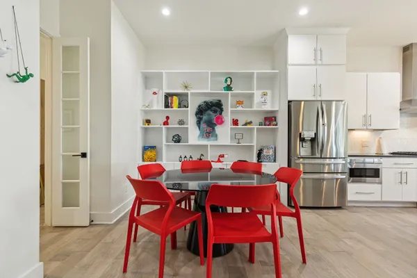 $4,500 | 422 West 9th Street, Unit 106, Dallas, TX 75208