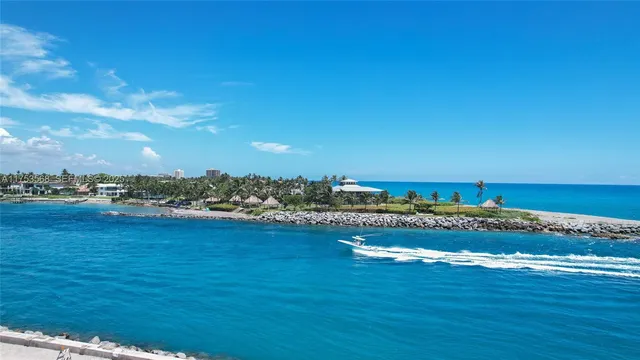 $1,975,000 | 1011 U.S. Highway 1, Unit D204, Juno Beach, FL 33408