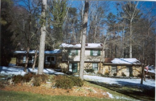 118 Netherlands Road Oak Ridge, TN 37830 - Photo 1 of 1 Primary Photo