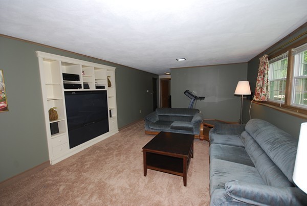 37 Jodie Road Framingham, MA 01702 - Photo 21 of 30 Gallery Image 21