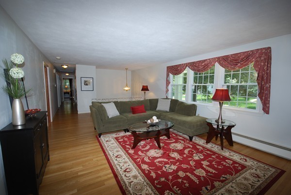 37 Jodie Road Framingham, MA 01702 - Photo 7 of 30 Gallery Image 7