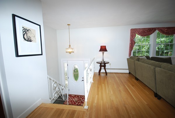 37 Jodie Road Framingham, MA 01702 - Photo 10 of 30 Gallery Image 10