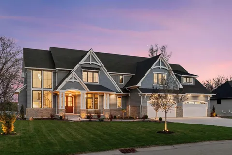 $3,695,000 | 3734 Woodland Cove Parkway, Minnetrista, MN 55331