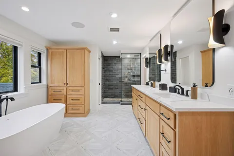 $3,695,000 | 3734 Woodland Cove Parkway, Minnetrista, MN 55331