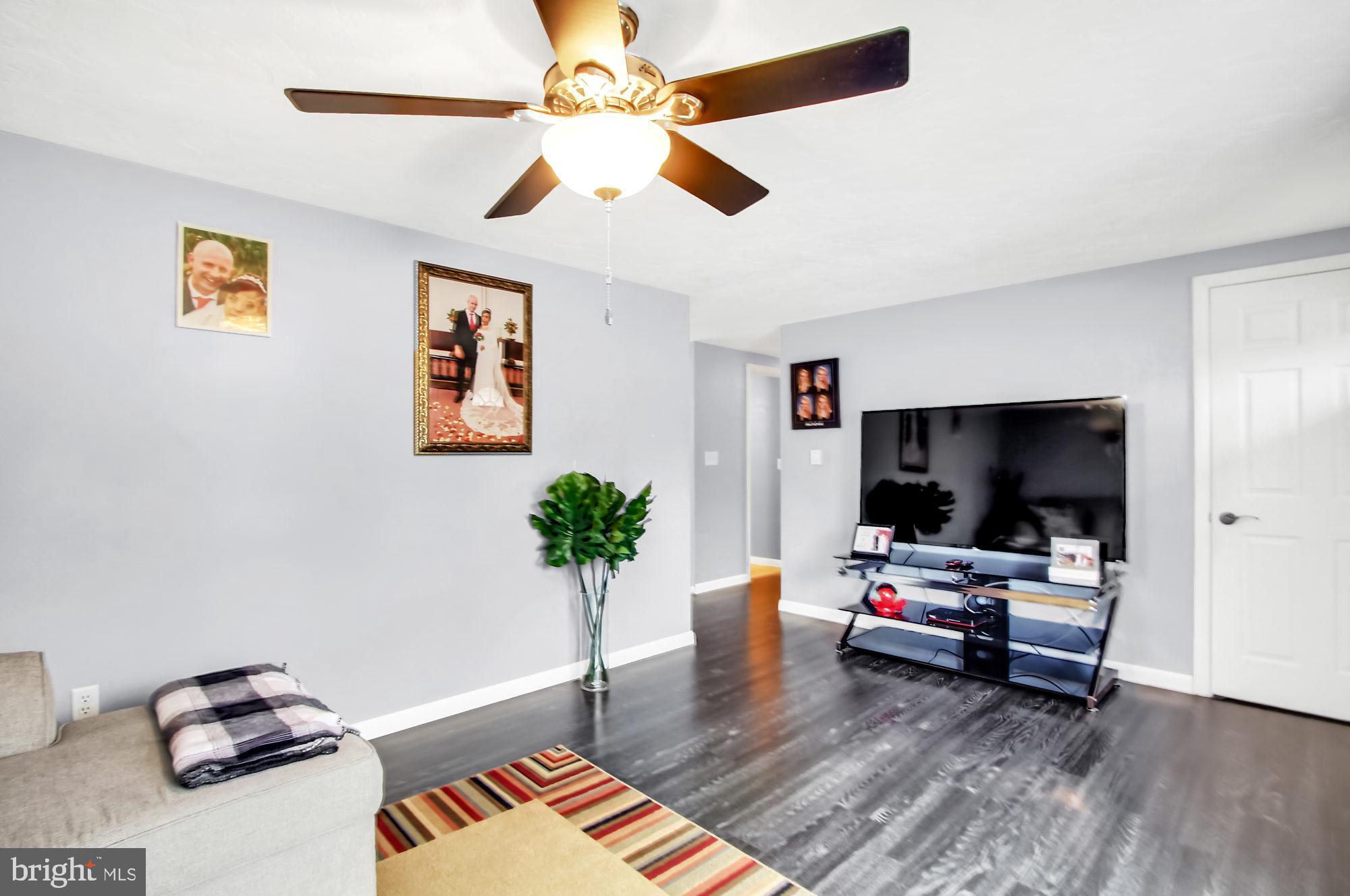 1435 Grandview Road Spring Grove, PA 17362 - Photo 4 of 28 Gallery Image 4