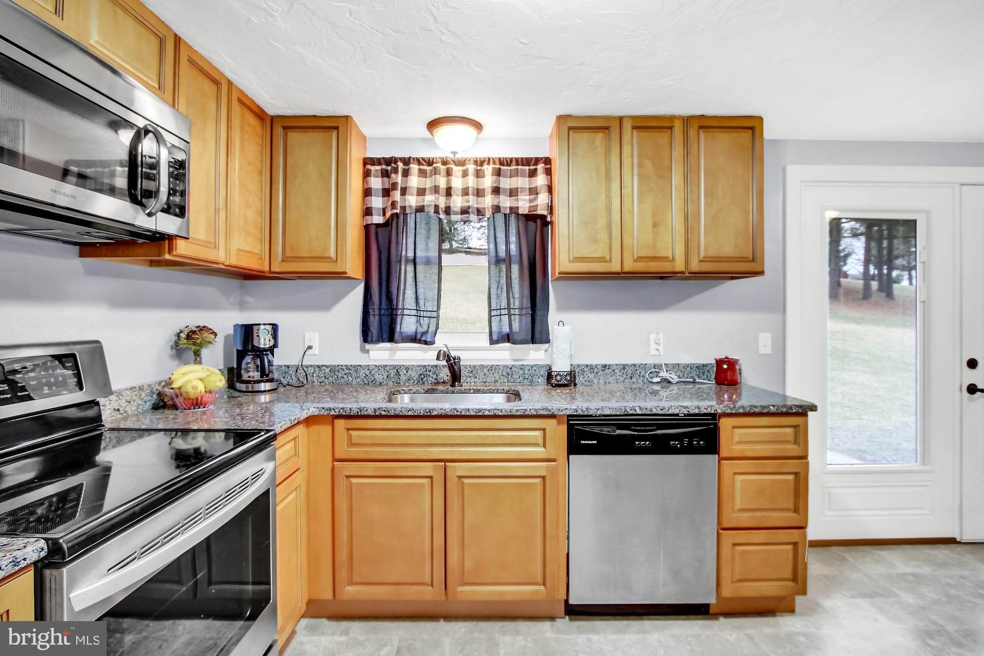 1435 Grandview Road Spring Grove, PA 17362 - Photo 9 of 28 Gallery Image 9