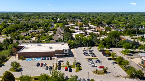 $340,000 | 375 Juniper Tree Court, Hoffman Estates, IL 60169