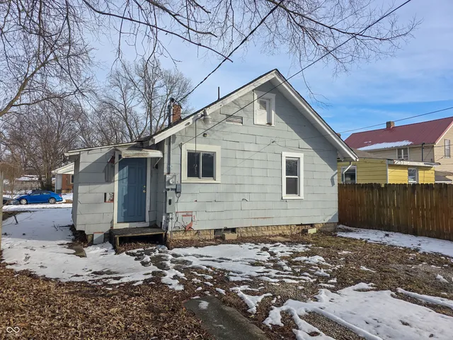 $59,900 | 2615 South 8th Street, Terre Haute, IN 47802