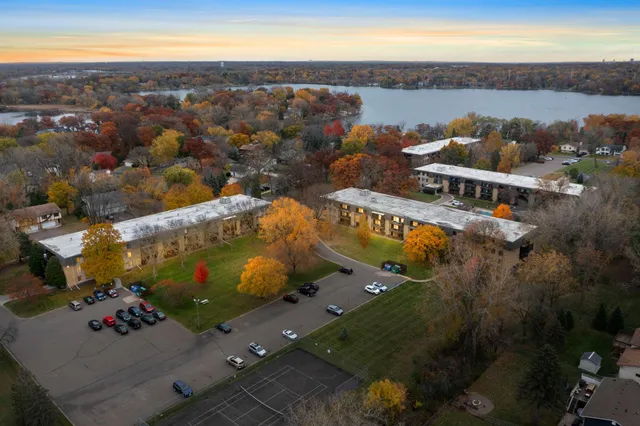 $95,000 | 3461 Kent Street, Unit 1005, Shoreview, MN 55126