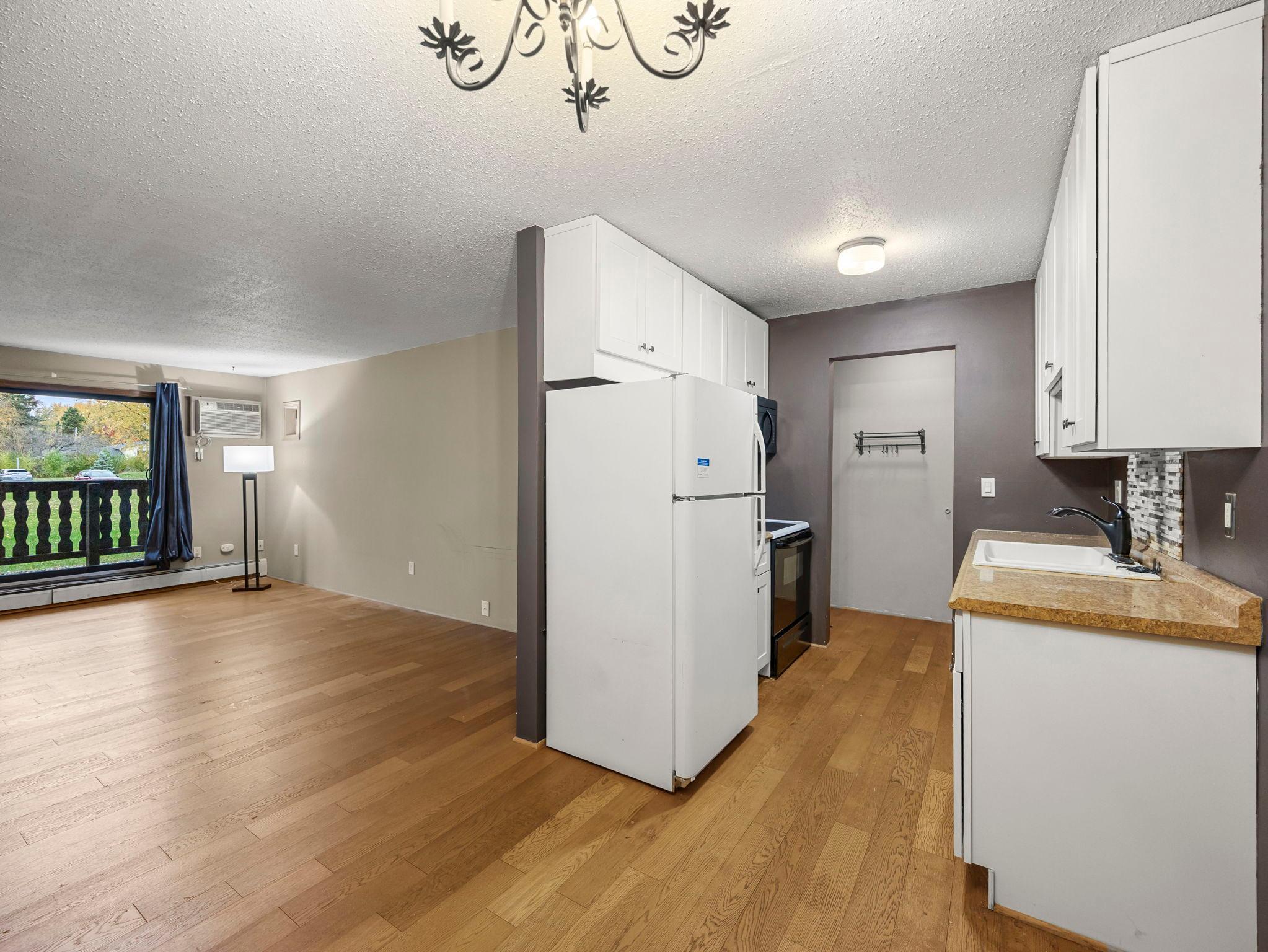 3461 Kent Street, Unit 1005 Shoreview, MN 55126 - Photo 5 of 21