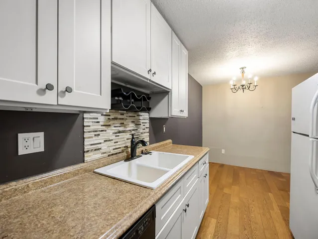 $95,000 | 3461 Kent Street, Unit 1005, Shoreview, MN 55126