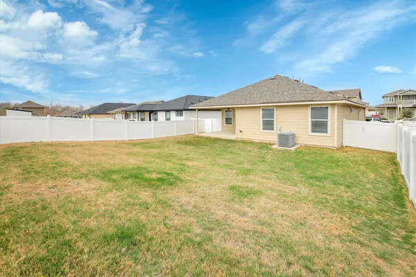 $2,150 | 18321 Cumberland Gap Street, Pflugerville, TX 78660