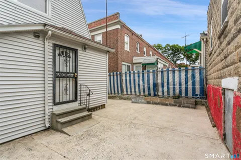 $415,000 | 372 Dover Street, Bridgeport, CT 06610
