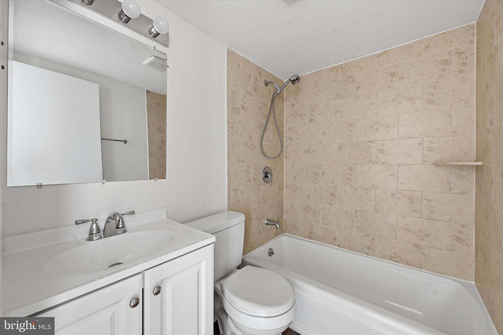4701 Pennell Road, Unit B3 Aston, PA 19014 - Photo 5 of 15