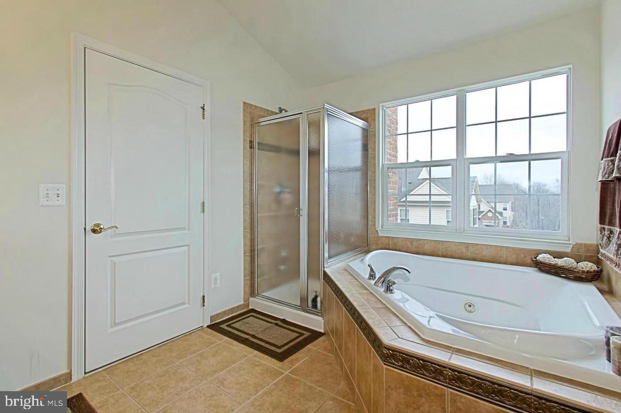 19604 Edgemont Square Ashburn, VA 20147 - Photo 17 of 30