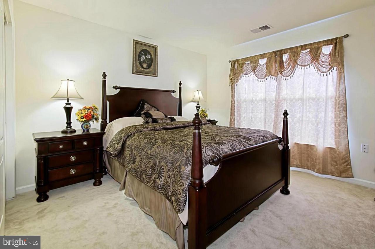 19604 Edgemont Square Ashburn, VA 20147 - Photo 19 of 30