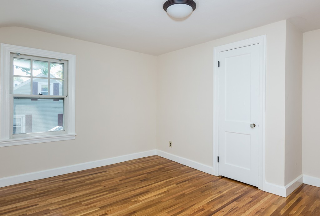 73 Bessemer Street Springfield, MA 01104 - Photo 21 of 29