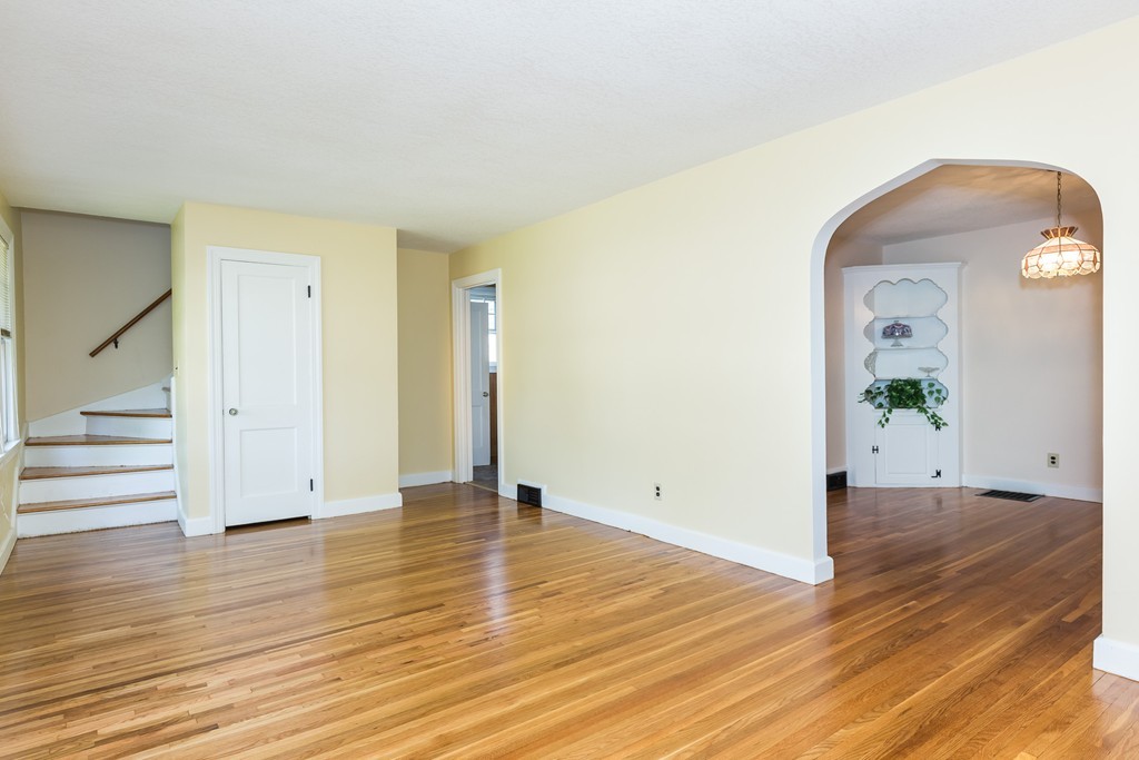 73 Bessemer Street Springfield, MA 01104 - Photo 9 of 29