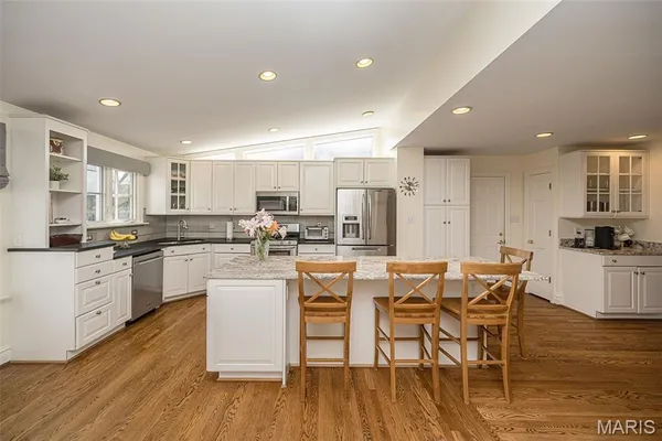 $749,900 | 236 Orrick Lane, St. Louis, MO 63122