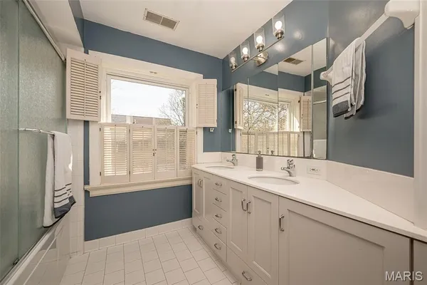 $749,900 | 236 Orrick Lane, St. Louis, MO 63122