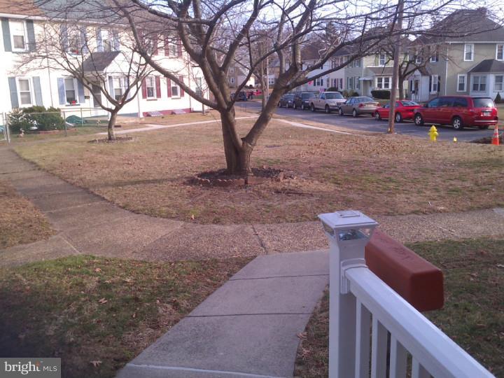 211 Pennsylvania Road Brooklawn, NJ 08030 - Photo 3 of 19 Front Yard
