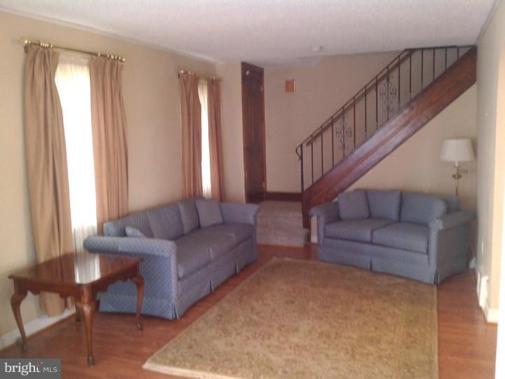 211 Pennsylvania Road Brooklawn, NJ 08030 - Photo 6 of 19 Living Room