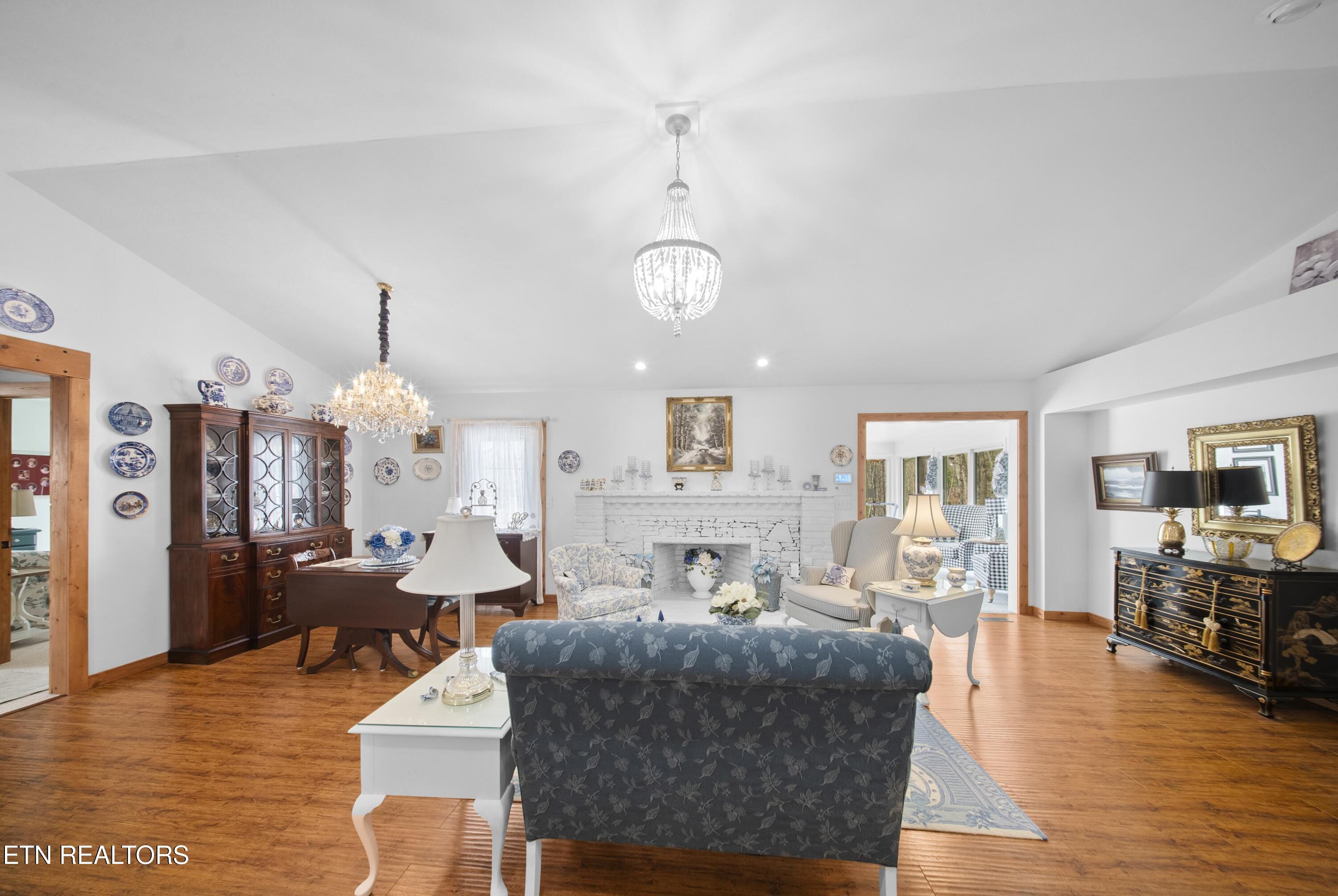 533 T Road Monterey, TN 38574 - Photo 13 of 50 DSC01586