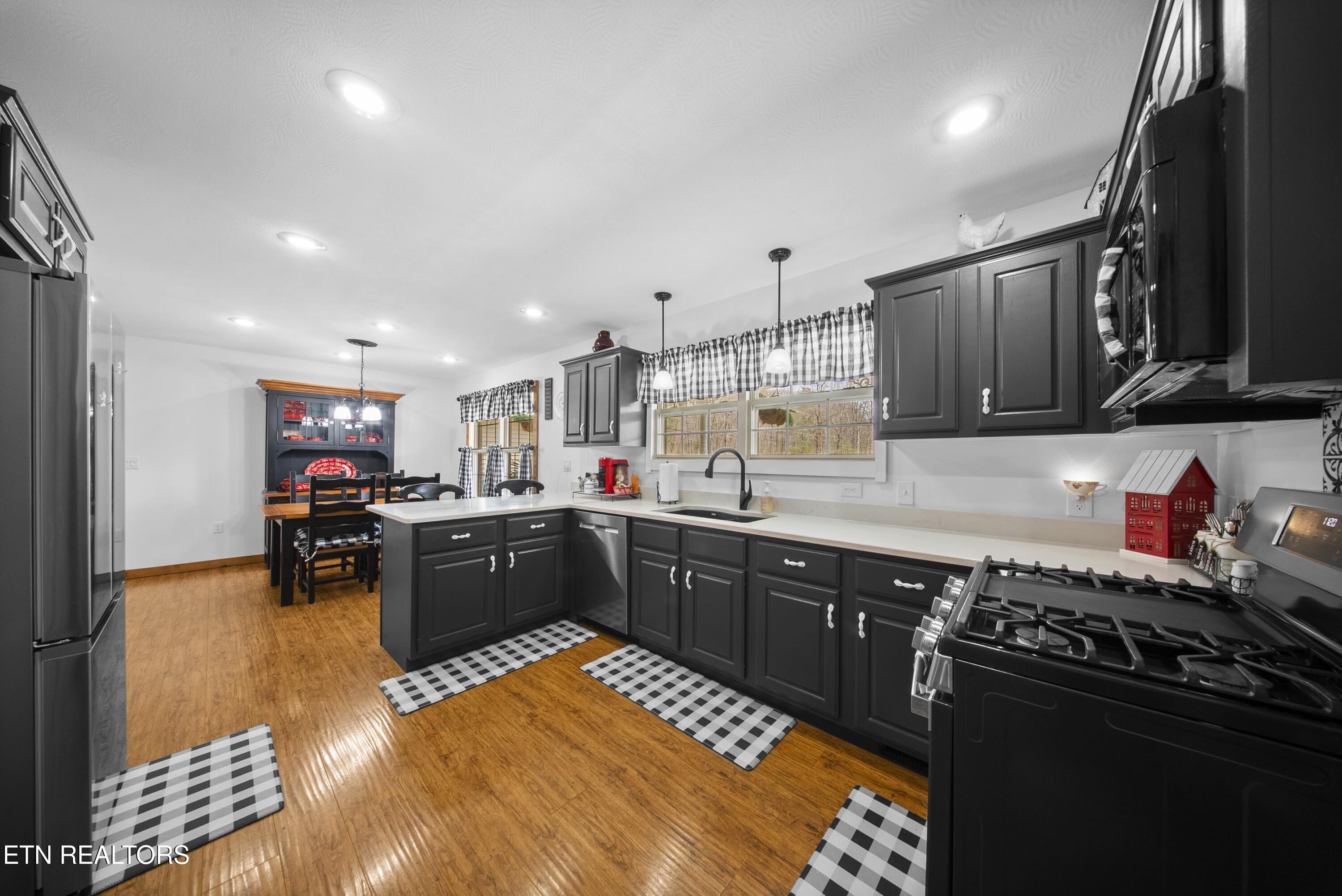 533 T Road Monterey, TN 38574 - Photo 6 of 50 DSC01696