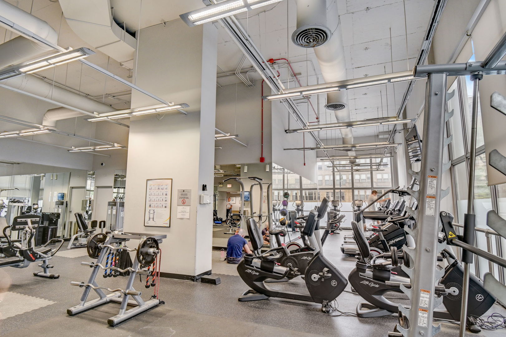 655 West Irving Park Road, Unit 1617 Chicago, IL 60613 - Photo 27 of 44 Gallery Image 27