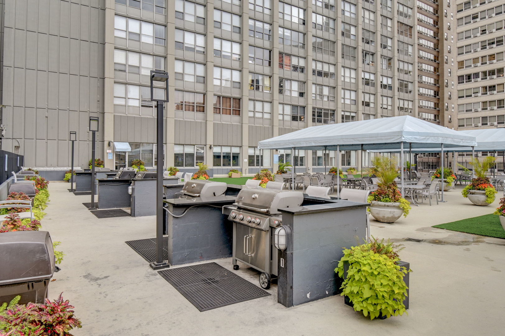 655 West Irving Park Road, Unit 1617 Chicago, IL 60613 - Photo 40 of 44 Gallery Image 40