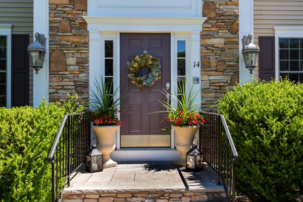 14 Dutchess Road Franklin, MA 02038 - Photo 2 of 30 Gallery Image 2
