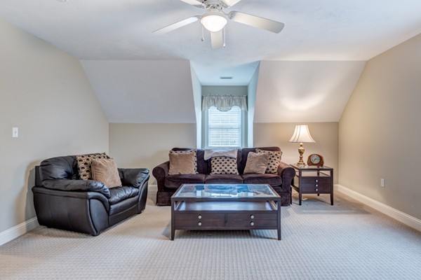14 Dutchess Road Franklin, MA 02038 - Photo 28 of 30 Gallery Image 28
