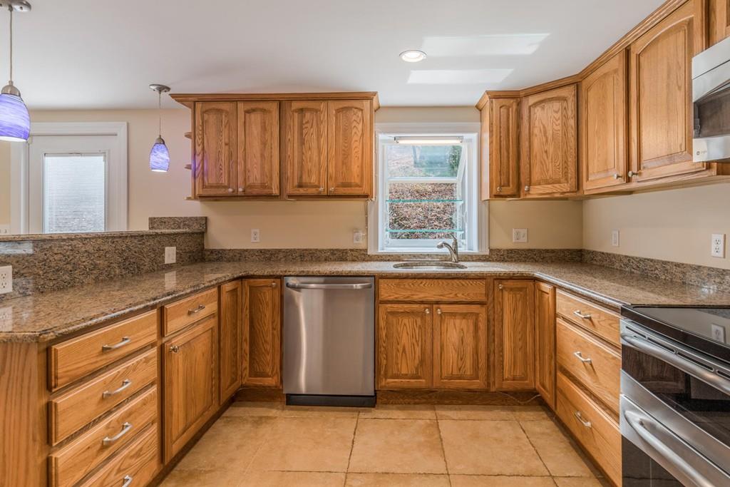 3 Carna Road Marblehead, MA 01945 - Photo 11 of 30 Gallery Image 11