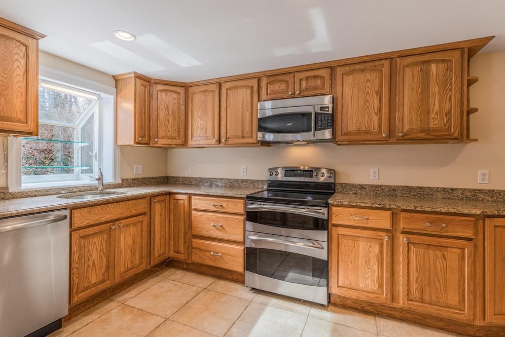 3 Carna Road Marblehead, MA 01945 - Photo 12 of 30 Gallery Image 12