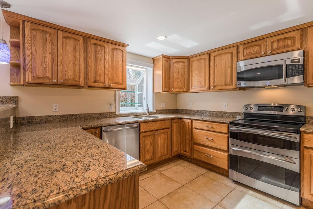 3 Carna Road Marblehead, MA 01945 - Photo 9 of 30 Gallery Image 9