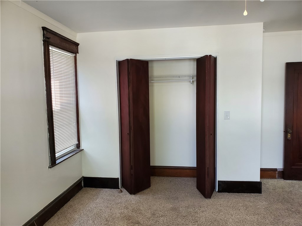 668 Grove Street Woonsocket, RI 02895 - Photo 7 of 10