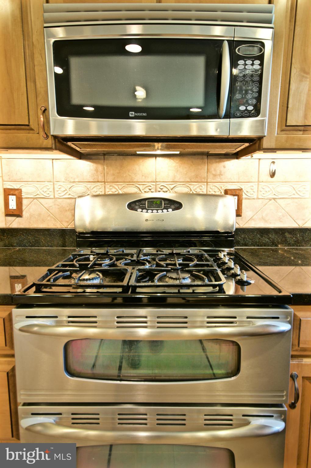 6409 Rivington Road Springfield, VA 22152 - Photo 10 of 29 Kitchen